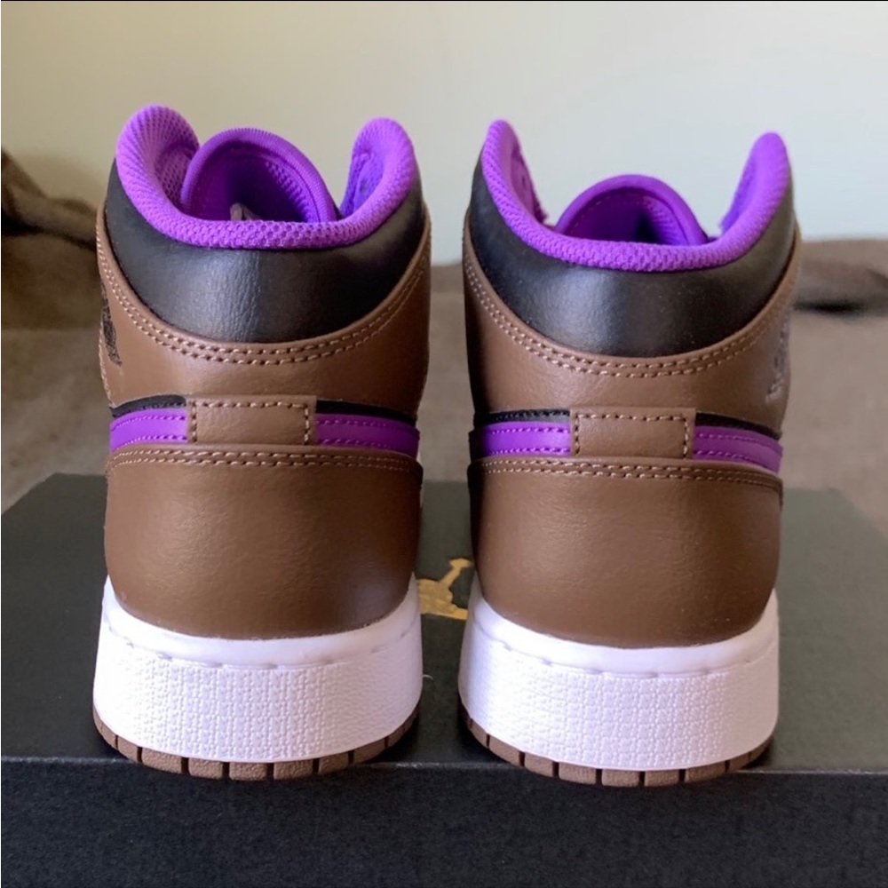 Jordan Mid-Top Sneakers Brown Black Purple - Picture 8 of 13